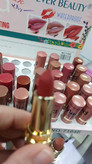 رژلب جامد اور بیوتی